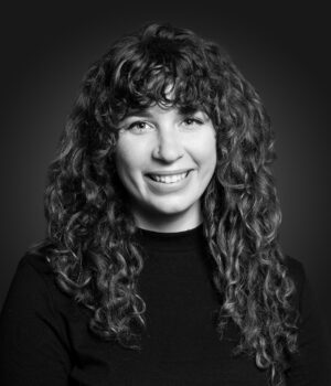 Square Portrait_Schiller, Nicole BW